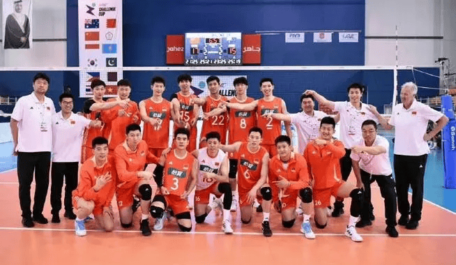 开云体育APP下载-美国网球队险胜世界网球队，穆雷惊艳世界